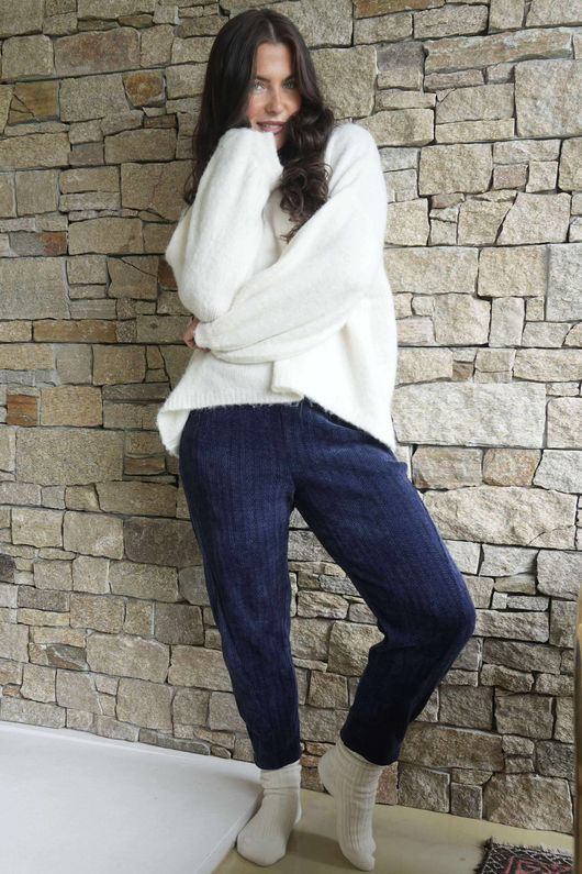 Nuk Stretch Velour Tapered Pant Navy /19=
